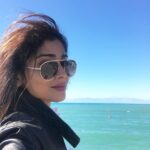 Shriya Saran Instagram – Back home 🏠 Hello #mumbai