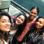 Shriya Saran Instagram - With Brinda master. She is one of the few people I know who understands my madness. I love her. She is Uber talented and so focused. Keerti Suresh , you are so beautiful yet unaware of it. Happy smiling people