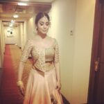 Shriya Saran Instagram - #indiarunwayweek2017 little bit of fun @designerkavitaagarwal #begumsahiba