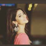 Shriya Saran Instagram - Yeahhhhh! #paisavasool audio is a big hit. Wearing @manishmalhotra05 @musaddilalmjpl make up by @rajeshgupta_mua thank you for my fun hair colour by @littleshimmer love you @littleshimmer