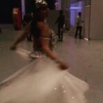 Shriya Saran Instagram - Love dance #abudhabi #siima2017