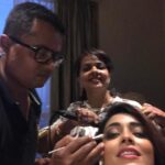 Shriya Saran Instagram - #gettingreadytogo #redcarpet #siima2017 #abudhabi #excited @rajeshgupta_mua @noorjahanayaanansari9