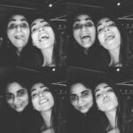 Shriya Saran Instagram - Love this crazy fun woman @sridevi2574 #memoriestolastalifetime