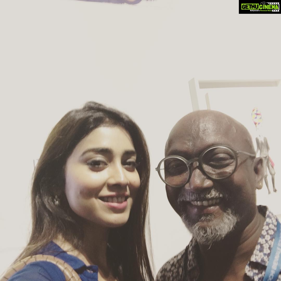 Shriya Saran Instagram - With this amazing man @bosekrish thank you for #biennale #kochimuzirisbiennale you are out of this world. Thank you for giving us art in its purest form