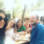 Shriya Saran Instagram - #timesliteraturefestival #timeslitfest2016 with one of my favourite writers @williamdalrymple #lovebooks Mehboob Studio