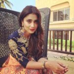 Shriya Saran Instagram - #donefortheday #lovelyday #funday #funsunday #falguniandshanepeacock #sexyclothes #stunningcollection