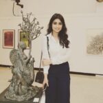 Shriya Saran Instagram – My kinda dream world #artnow #love #art