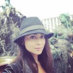 Shriya Saran Instagram - #Berlin #longwalks #love #fun