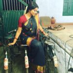 Shriya Saran Instagram - #cyclingqueen #fun #shooting #killingtime