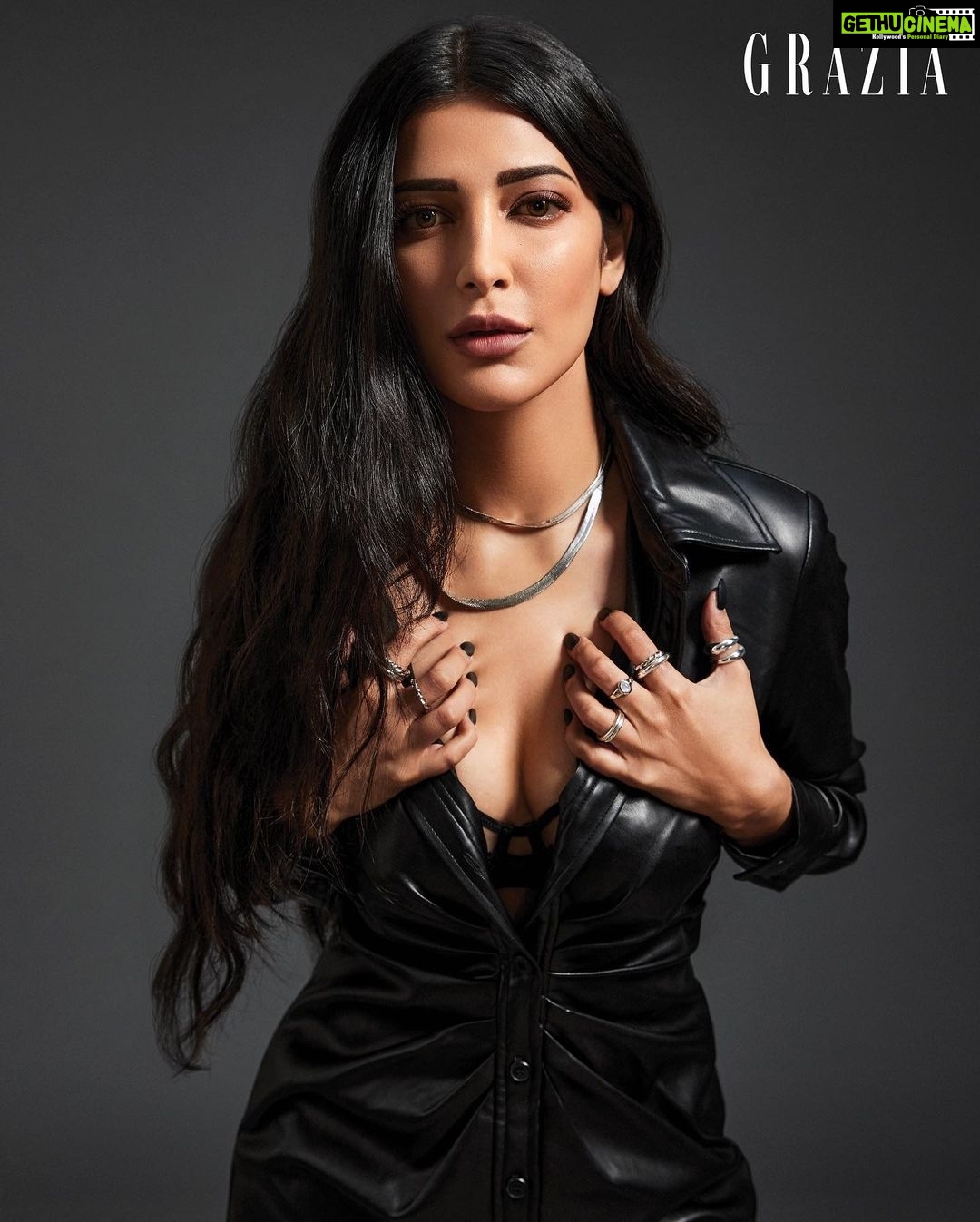 Shruti Haasan - 393.3K Likes - Most Liked Instagram Photos