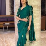 Shruti Haasan Instagram - 💚🖤🧿 in a saree by @_deepthee_ styled by @harmann_kaur_2.0 and hmu @makeupartist_arti @heysurekha