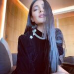 Shruti Haasan Instagram - Today I’ll wear my Little black dress 🖤 #dubai