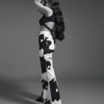 Shruti Haasan Instagram - Haasan believes that her journey towards finally acknowledging the all-pervasive power of art has been a long, albeit, fulfilling one. “I’m in a good space now. It was always clear that I wanted to be an artist even when my parents were separating. I just had to find a way.” Shruti is wearing a corset blouse by @esseclothing; printed jeans by @deme_love_; spiral ring set, all by @shoplune Photograph: @keegancrasto Fashion Director: pashamalwani Words: @arman.gif Make-up: @devikajodhani Hair: @cristianocpereira Assisted by (styling): @nishthaparwani, @nahidnawaaz #ShrutiHaasan #GraziaIndia #Magazine #MagazineCover #Bollywood #Actress #musician #Celebrity #CelebStyle #Shruti #JanuaryCover