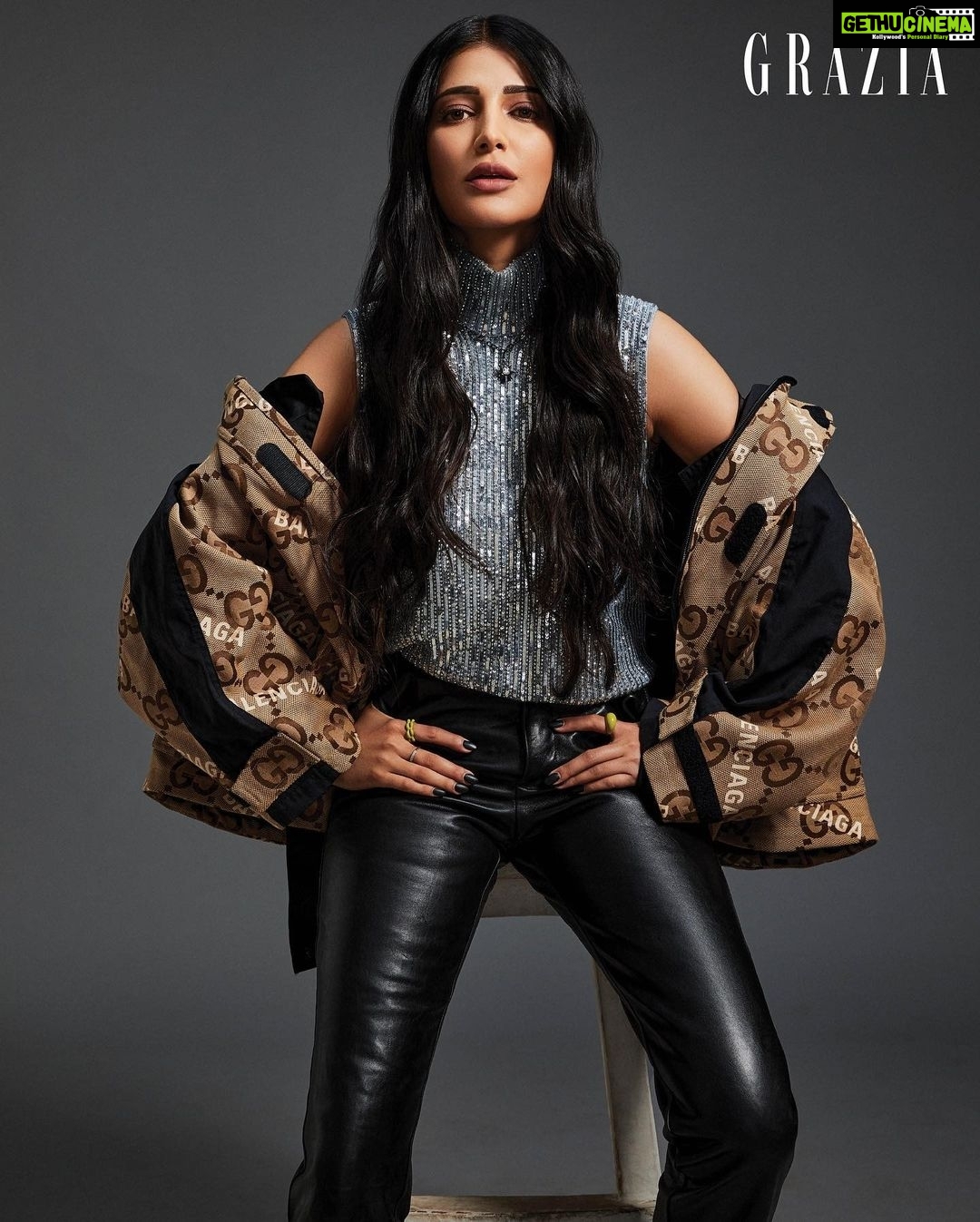 Shruti Haasan Instagram - It’s the “innocence of childhood” that Haasan always hoped she would one day return to, and with the wildly productive year that the last two years have been for – she certainly has. “From Luck to Anarchy, there were quite a few permutations and combinations I had to go through,” she says. “In 2016, I even had to take a break because I knew I had strayed too far away from whatever my purpose in life was.” Shruti is wearing a sequined turtleneck, printed jacket and leather trousers, all @gucci; necklace by @isharya; link ring and pebble ring, both by @misho_designs; stackable ring by @rafthelabel Photograph: @keegancrasto Fashion Director: pashamalwani Words: @arman.gif Make-up: @devikajodhani Hair: @cristianocpereira Assisted by (styling): @nishthaparwani, @nahidnawaaz #ShrutiHaasan #GraziaIndia #Magazine #MagazineCover #Bollywood #Actress #Celebrity #CelebStyle #Shruti #musician #JanuaryCover