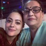 Shruti Sodhi Instagram - Happy birthday mumma @prakashsodhi This year I wish for you to get healthy and fit so you can enjoy the wonderful time that’s coming ahead…travelling the world and ofcourse shopping! 😋 Love you ❤️