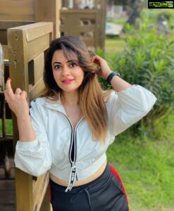 Shruti Sodhi Instagram - We are as strong as our minds❤️ #shrutisodhi #travel #continuedcelebration #goa