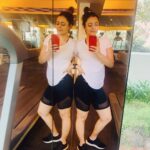 Shruti Sodhi Instagram - 👯‍♀️ 2021 will be the year of transformation 💪🏻 #shrutisodhi #slowandsteady #workit #curves #forever