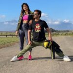 Shweta Tiwari Instagram – Ah Haan! Posers Haan! #kkk11 #capetown #darrvsdare