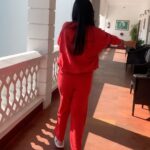 Shweta Tiwari Instagram - Morning dance with this “sutli Bomb” @payalsoniii #trending #trendingreels #shwetatiwari #happydance