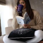 Shweta Tiwari Instagram - Coffee and Book❤️ #booksandme