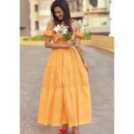 Shweta Tiwari Instagram - Go Yellow 🧡 Dress @ananyaarora2013 @ananyaarora.label