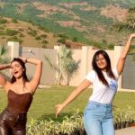 Shweta Tiwari Instagram - Catching the beat with ⚡️BIJLEE⚡️ herself ⚡️❤️🤩 #bijleebijlee