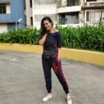 Shweta Tiwari Instagram - Let’s fly✈️ !!! Styleby: @stylebysugandhasood Outfit: @missa_more_clothing Assistedby: @fashion_journal_2