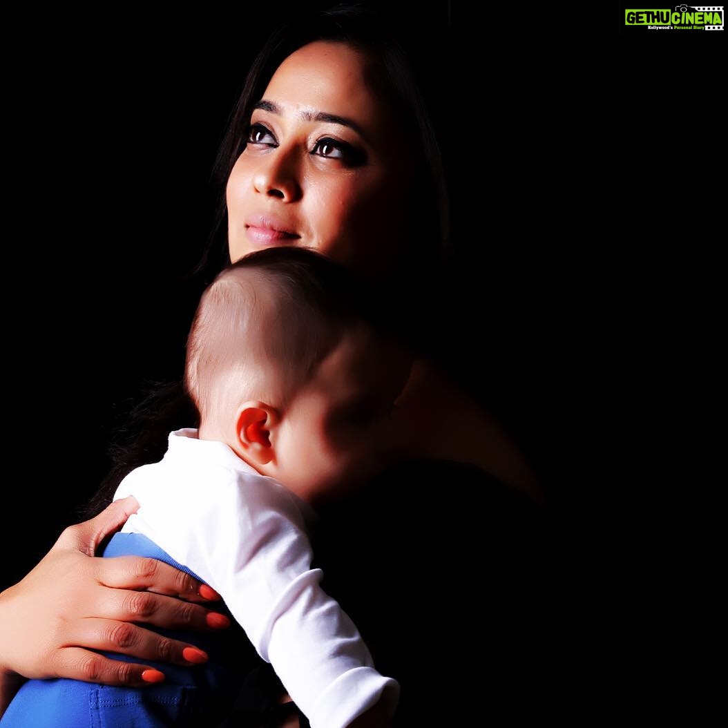 Shweta Tiwari Instagram - Life is Tough, But I am Tougher. I Am a Mother...!!!!