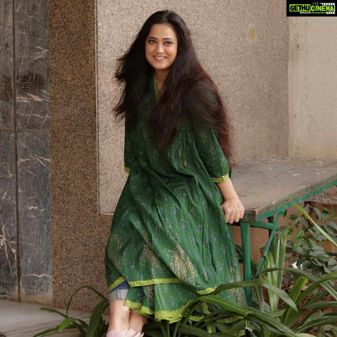 Shweta Tiwari Instagram - Admire someone else's beauty without questioning your own.