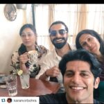 Shweta Tiwari Instagram - #Repost @karanvirbohra with @repostapp. ・・・ When friends catch up at #thefriendscafé @thehomemadecafe Here is wishing another #happymothersday to our momma @shweta.tiwari And @ashmitpatel glad you dropped by.