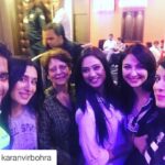Shweta Tiwari Instagram - #Repost @karanvirbohra with @repostapp. ・・・ What awsome initiative by #Saumyatandon just watched #breakfastattiffanys #audreyhepburn