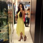 Shweta Tiwari Instagram – Le khush ho ja Nimo Ki bacchi…😠 post kar di blurr selfie…🙈