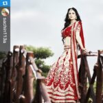 Shweta Tiwari Instagram - 😊 ・・・ Shoot with shweta di..