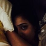 Shweta Tiwari Instagram – Selfie…!😃 Wait … What… Selfie at 3am…!!!😳 #night#selfie#can’tsleep#wideawake#owl#shwetatiwari#gotosleep😠