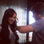 Shweta Tiwari Instagram - Hair styling...the French way! Stephan rocks!! #bts #clinicplus #adshoot #fabhair