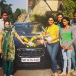 Shweta Tiwari Instagram – Hum saath saath hain..😘 Aur Car bhi saath series hai😜😜😜😂😂