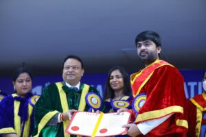 Silambarasan Instagram - Thanking all the committee members of Vels University & @dr.isharik.ganesh for bestowing the Honorary Doctorate upon me. 
I dedicate this huge honour to 
Tamil cinema, my Appa & Amma! Cinema happened to me because of them! 
Finally - my fans, #neengailaamanaanilla 
Nandri Iraiva! ❤️