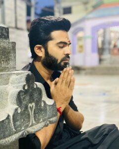 Silambarasan Instagram - Swamy Saranam 🙏🏻