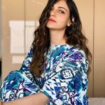 Simran Kaur Mundi Instagram – Zara itr girado 🥀 
.
.
#ootd – @houseofviraasi 
#nofilter #mood #kaftan