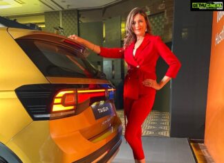 Simran Kaur Mundi Instagram - It was refreshing to experience the Bold Taigun. It is definitely an eye-catcher. The subtle yet classy look did it for me. #Volkswagen #VolkswagenIndia #HustleModeOn #Taigun