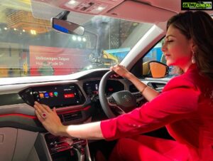 Simran Kaur Mundi Instagram - It was refreshing to experience the Bold Taigun.
It is definitely an eye-catcher. The subtle yet classy look did it for me.

#Volkswagen #VolkswagenIndia #HustleModeOn #Taigun