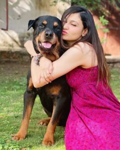 Simran Kaur Mundi Instagram - Jaydee my baby.. i love you sooo soooooo much!! Still can’t believe ur not with us anymore💔 Thank you for all the love joy and happiness u brought into our lives..my angel.. i will forever miss you my baby❤️