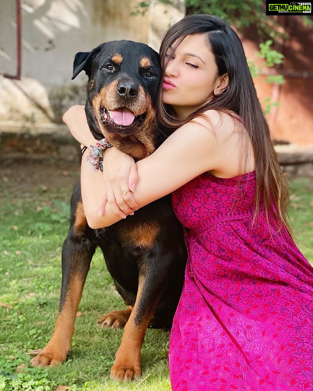 Simran Kaur Mundi - 8.2K Likes - Most Liked Instagram Photos
