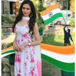 Simran Kaur Mundi Instagram - Happy Independence Day🇮🇳 #JaiHind #ProudIndian ❤ . . . #happyindependenceday #happyindependenceday🇮🇳 #merabharatmahan #jaihindjaibharat #vandematram #india #independenceday #independence