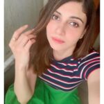 Simran Kaur Mundi Instagram - Quarantine day - 1.. 2.. 3.. पता नहीं 🤷🏻‍♀️ . . . . #lockdownlife #quarantinelife #2020 #lockdowndiaries #togetherathome #green #greenlove #stripes #quarantine #fusionfashion #indianfusion #girl #blogger #indianfashion #indianstyle