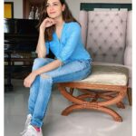 Simran Kaur Mundi Instagram - Looking back at #Jan2020 be like😍 . . . . . #lockdownlife #happysmile #togetherathome #blue #jeansonjeans #smile #content #mondayblues #keds #2020 #quarantinestyle #casuallook #adidasshoes #adidassneakers #whitesneakers #pinksocks