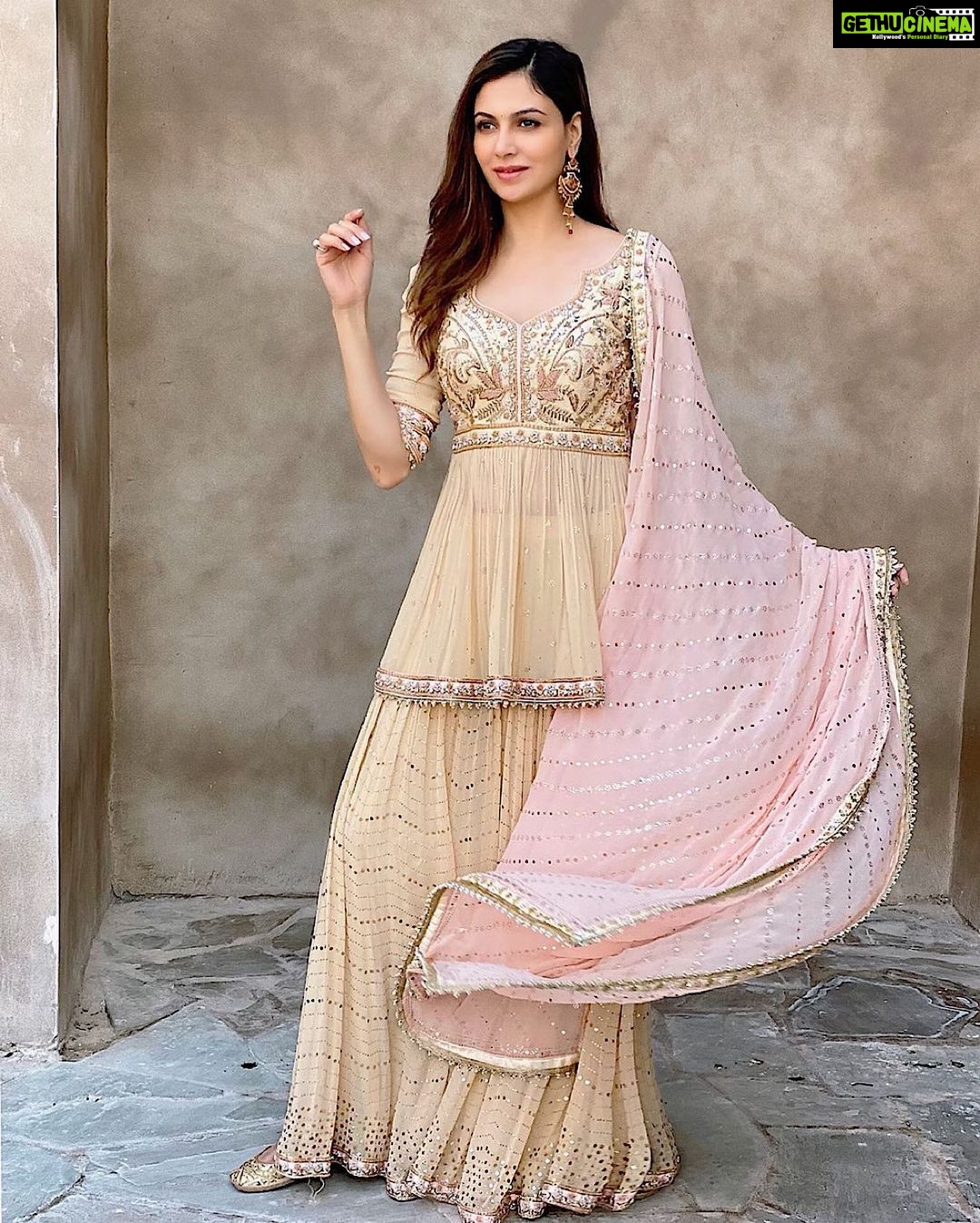 Simran Kaur Mundi - 16.1K Likes - Most Liked Instagram Photos