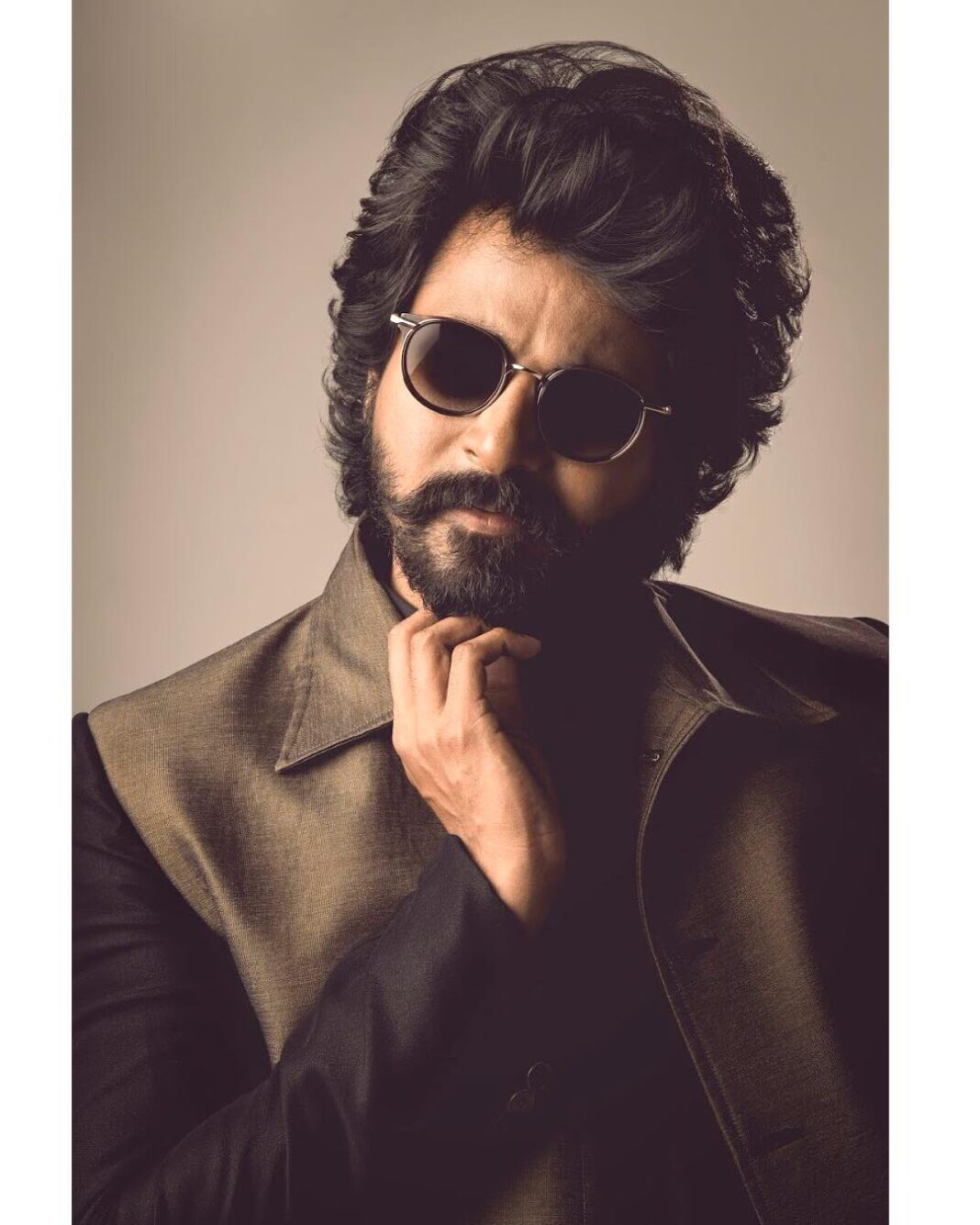 Sivakarthikeyan Instagram - One more pic from the photo shoot 😊👍
