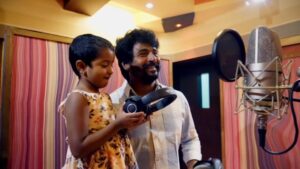 Sivakarthikeyan Instagram - Thank you all for 200M+views of love for our #VaayadiPethaPulla from #Kanaa 😊🙏 

All credits to our Music dir @dhibuninanthomas, dir @arunraja_kamaraj, #AaradhanaSK, #VaikomVijayalakshmi mam & lyricist @gkblyrics 😊👍 
#200MForVaayadiPethaPulla 🤗 

#HappyValentinesDay ♥️