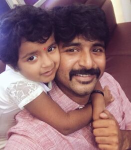 Sivakarthikeyan Instagram - முகநக நட்பது நட்பன்று நெஞ்சத்து அகநக நட்பது நட்பு Happy Friendship Day to all ❤️ Here s a pic wit my bestest friend😍